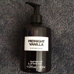 Victoria's Secret Midnight Vanilla Hand Soap - Black